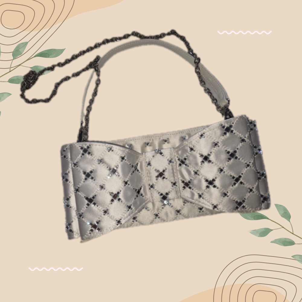 Elegant White Clutch with Chain Strap